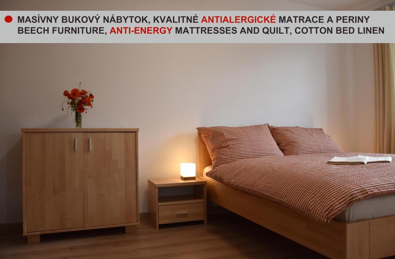 Appartement Elemir à Bešeňová Extérieur photo