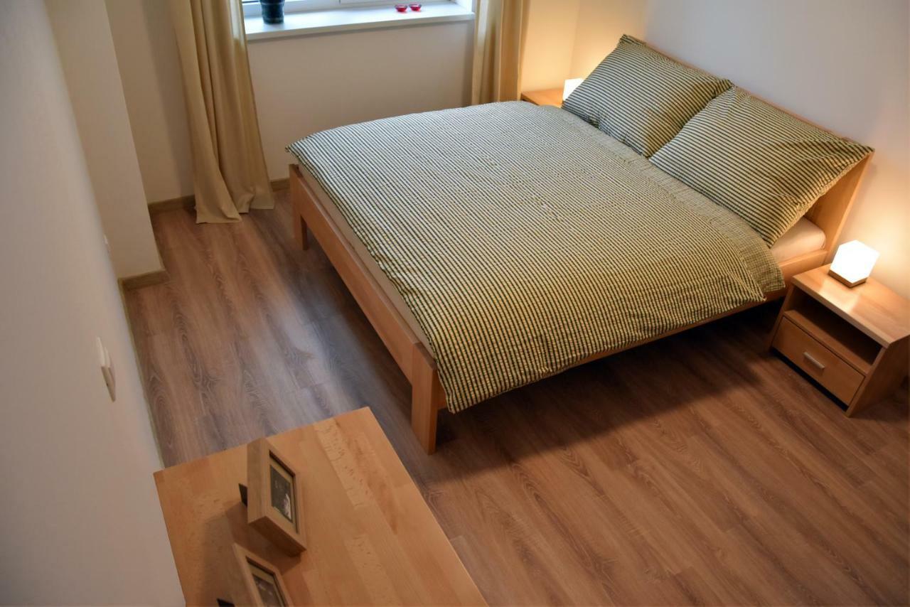 Appartement Elemir à Bešeňová Extérieur photo
